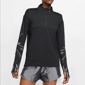 NWT Nike Element Women’s 1/2 Zip Running Top